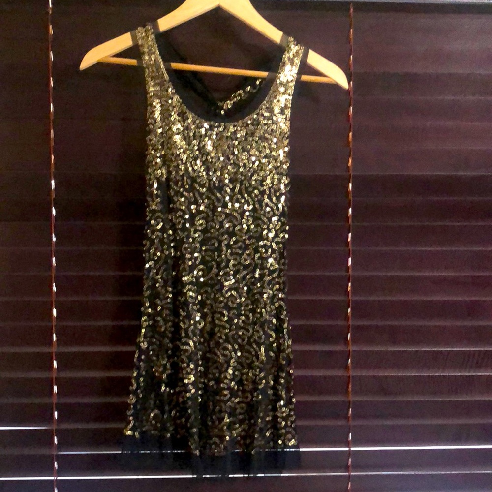 Black mesh and golf sequin tank top
